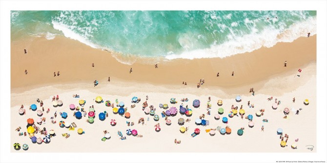 Copacabana Beach in Rio de Janeiro, Brazil Photo Copacabana Beach in Rio de Janeiro, Brazil par Philip Plisson