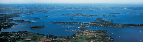 Photo The Gulf of Morbihan, Brittany par Philip Plisson