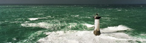 Photo The Pierre de Herpin lighthouse, Ille & Vilaine, Brittany par Philip Plisson