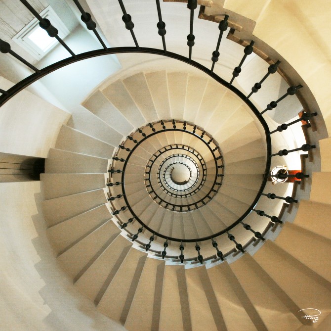 Photo Escaliers de phares par Philip Plisson