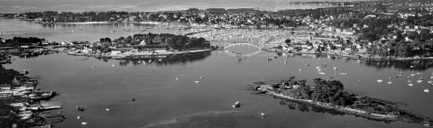 Photo La Trinité sur Mer vue du pont, Morbihan par Philip Plisson