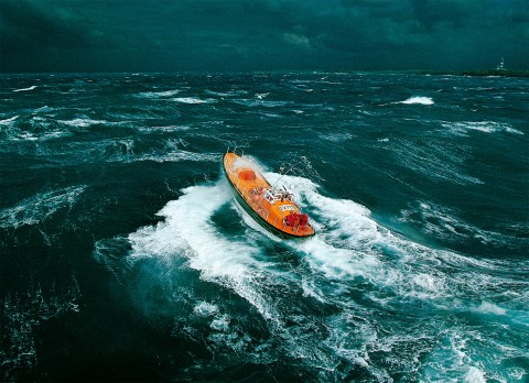 Photo Lifeboat in front of Ouessant par Philip Plisson