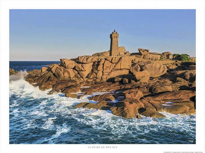 Photo Le phare de Men Ruz, Ploumanac'h, Bretagne par Philip Plisson