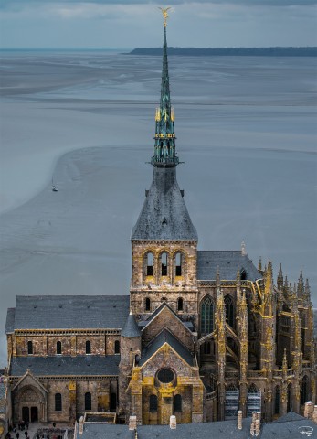 Photo L'archange Saint-Michel, Le Mont-Saint-Michel, Normandie par Philip Plisson