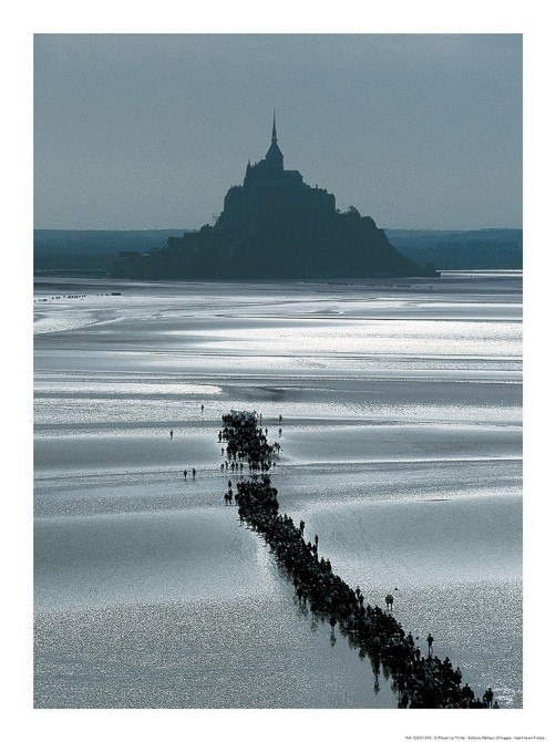 Dans la baie du Mont-Saint-Michel, Manche Photo Dans la baie du Mont-Saint-Michel, Manche par Philip Plisson