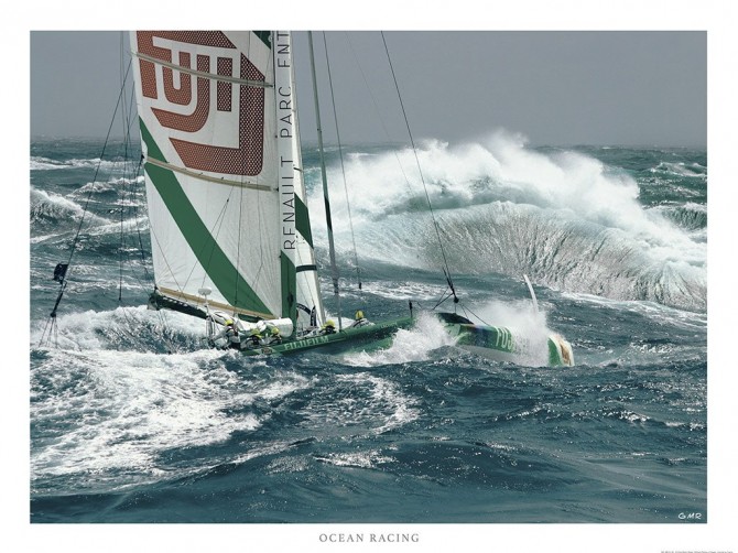 Le trimaran Fijicolor dans le courant du Fromveur Photo Le trimaran Fijicolor dans le courant du Fromveur par Gilles Martin-Raget