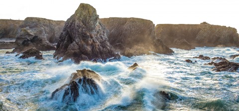 Photo Belle-Ile-en-Mer, Port-Coton needles, Brittany par Philip Plisson