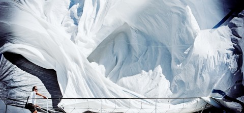 Photo Lowering the sails, Les Voiles de Saint-Barth regatta par Philip Plisson