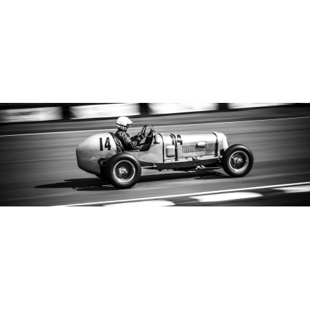 Voiture de course rétro