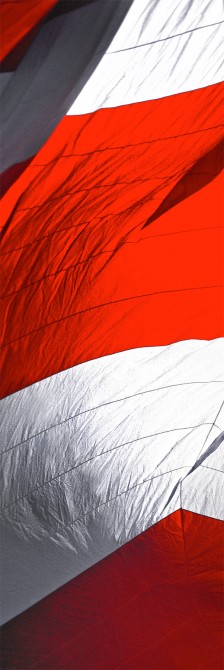 Photo Manoeuvre sous spi par Philip Plisson