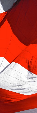 Photo Manoeuvre sous spi par Philip Plisson