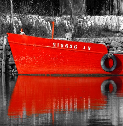 Photo Variation en rouge et noir par Philip Plisson