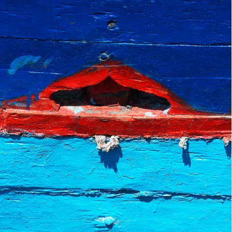 Trio coques de bateaux bleus