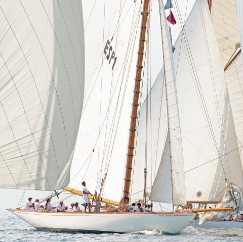 Photo Trio Voiliers classiques par Philip Plisson