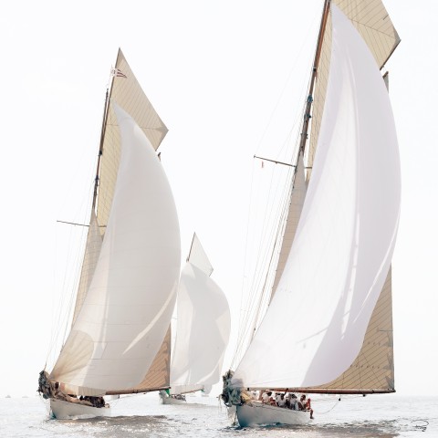 Photo Trio Voiliers classiques par Philip Plisson
