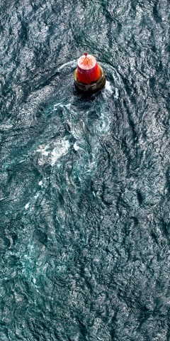 Photo Turret at the entrance of the Gulf of Morbihan par Philip Plisson