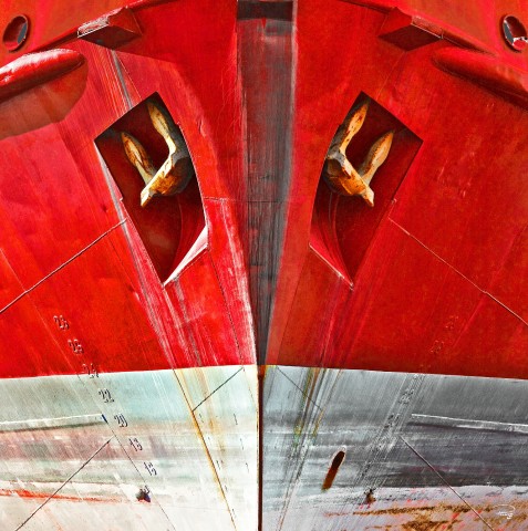 Photo Red bow par Philip Plisson
