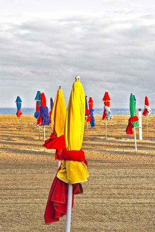 Photo Sur la plage de Deauville, Normandie par Philip Plisson