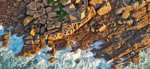 Photo Men Ruz lighthouse, Perros-Guirec, Côtes d'Armor par Philip Plisson