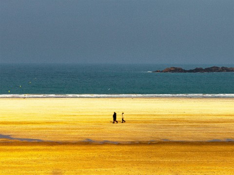 Photo Lumière sur la plage du Sillon, Saint-Malo, Bretagne par Philip Plisson