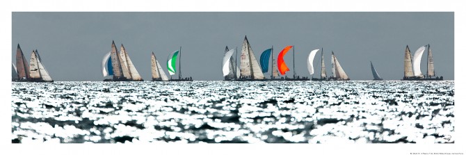Photo Régate sous spi en baie de Quiberon par Philip Plisson