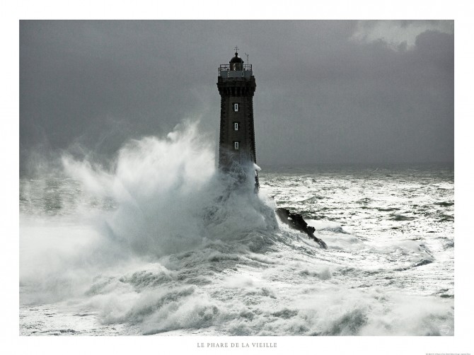 Photo Le phare de la Vieille, mer d'Iroise par Philip Plisson
