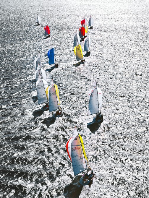 Spi Ouest-France, régate en baie de Quiberon Photo Spi Ouest-France, régate en baie de Quiberon par Philip Plisson
