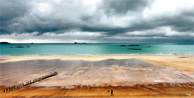 Photo Un hiver sur la plage du Sillon à Saint-Malo, Bretagne par Philip Plisson