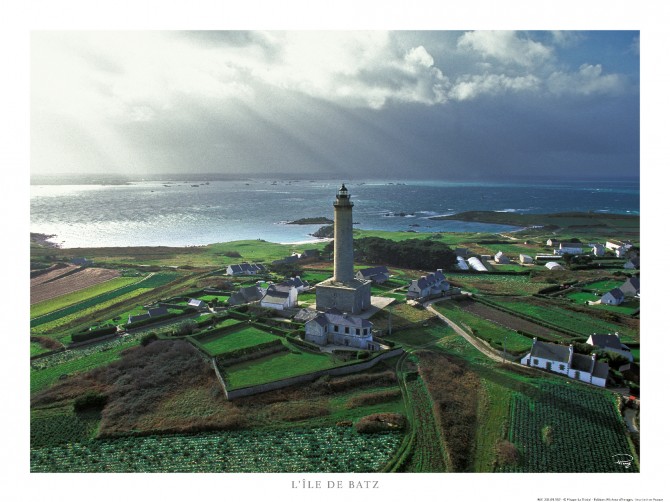 Le phare de l'île de Batz, Finistère, Bretagne Photo Le phare de l'île de Batz, Finistère, Bretagne par Philip Plisson