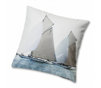Photo Legendary sailboats par Philip Plisson