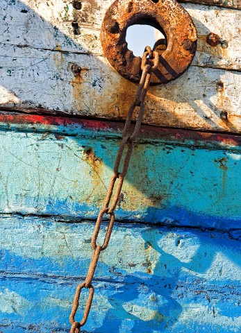 Photo Dernier mouillage, écubier par Philip Plisson