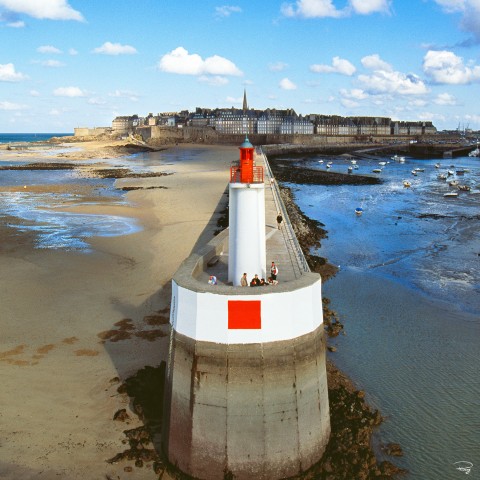 Photo The Noires Pier, Saint-Malo, Brittany par Philip Plisson