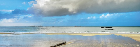 Photo Ciel de traine sur la plage de Saint-Malo, Bretagne par Philip Plisson