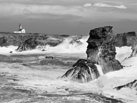 Photo The Pointe des Poulains in the storm par Philip Plisson