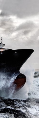 Photo The high sea tug Abeille Bourbon par Philip Plisson