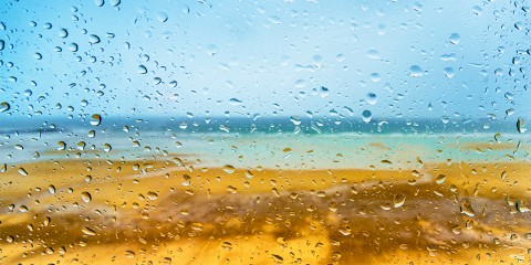 Photo A look at the Sillon beach par Philip Plisson