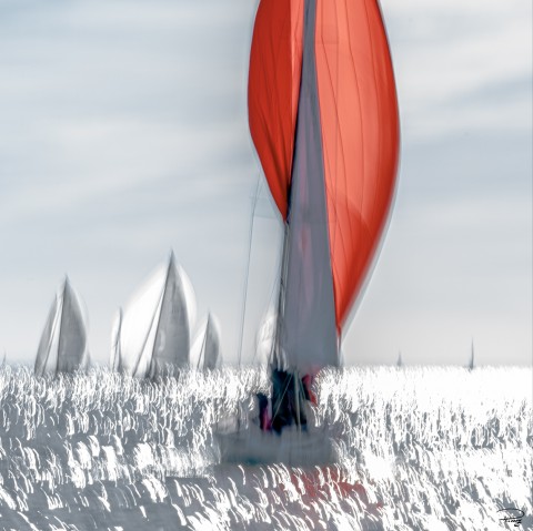 Photo Spi Rouge par Philip Plisson