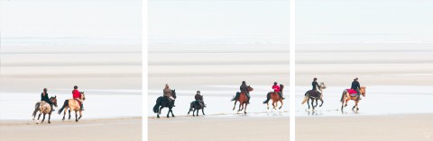 Photo Horseback riding on the beach par Philip Plisson
