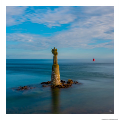 Photo Notre Dame de Kerdro statue - Kerpenhir Point par Philip Plisson