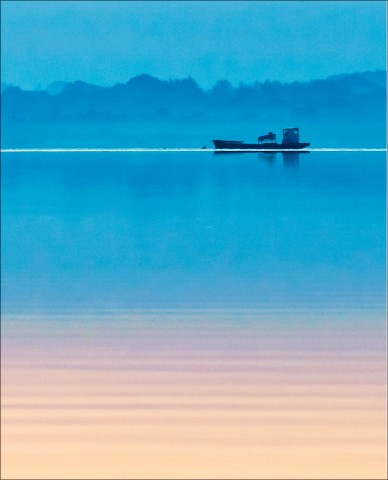 Photo Petit matin dans le Golfe du Morbihan par Philip Plisson