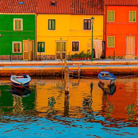 Photo Les couleurs de Burano, Venise par Philip Plisson