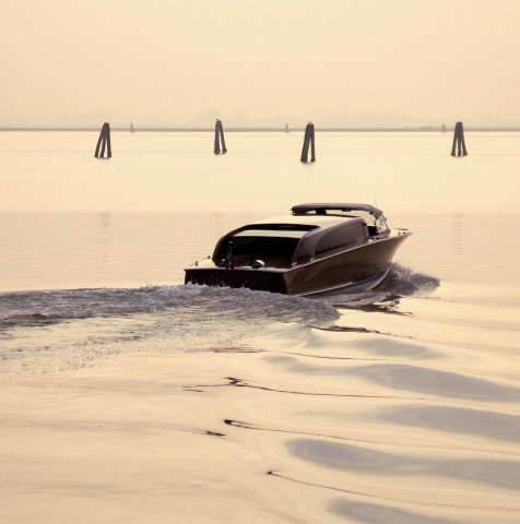 Photo Venetian taxi par 